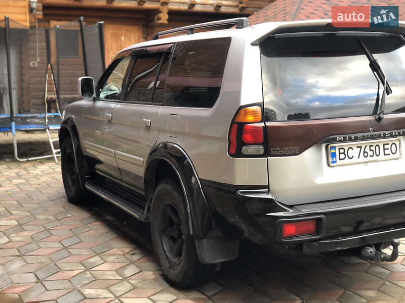 Позашляховик / Кросовер Mitsubishi Pajero Sport 2004 в Рахові