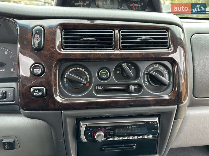 Внедорожник / Кроссовер Mitsubishi Pajero Sport 2001 в Одессе