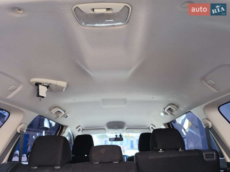 Позашляховик / Кросовер Mitsubishi Pajero Sport 2016 в Києві фото 8 Позашляховик / Кросовер Mitsubishi Pajero Sport 2016 в Києві