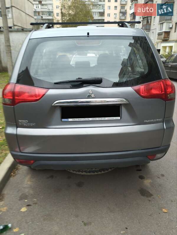 Внедорожник / Кроссовер Mitsubishi Pajero Sport 2013 в Харькове фото 2 Внедорожник / Кроссовер Mitsubishi Pajero Sport 2013 в Харькове
