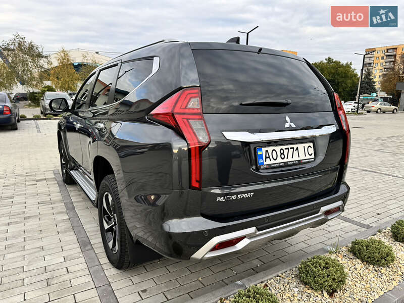 Внедорожник / Кроссовер Mitsubishi Pajero Sport 2024 в Ужгороде