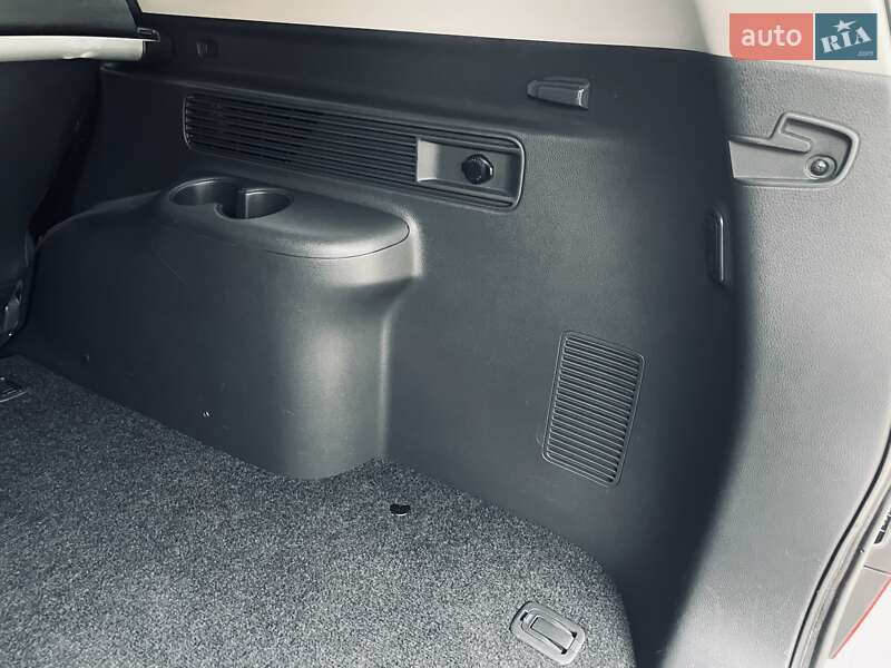 Внедорожник / Кроссовер Mitsubishi Pajero Sport 2017 в Киеве фото 74 Внедорожник / Кроссовер Mitsubishi Pajero Sport 2017 в Киеве