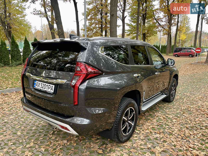 Внедорожник / Кроссовер Mitsubishi Pajero Sport 2021 в Харькове