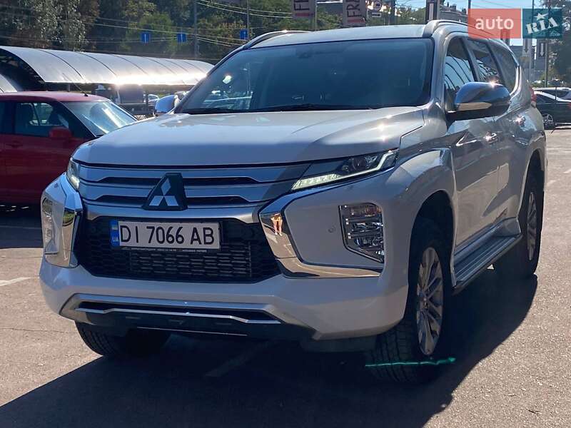 Внедорожник / Кроссовер Mitsubishi Pajero Sport 2024 в Киеве фото 6 Внедорожник / Кроссовер Mitsubishi Pajero Sport 2024 в Киеве