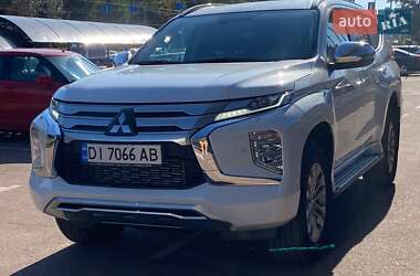 Внедорожник / Кроссовер Mitsubishi Pajero Sport 2024 в 