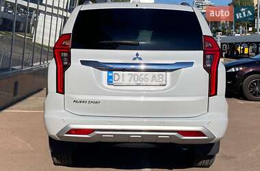 Внедорожник / Кроссовер Mitsubishi Pajero Sport 2024 в 