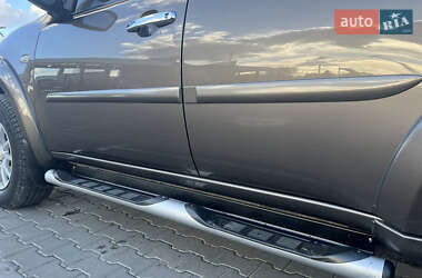 Внедорожник / Кроссовер Mitsubishi Pajero Sport 2011 в 