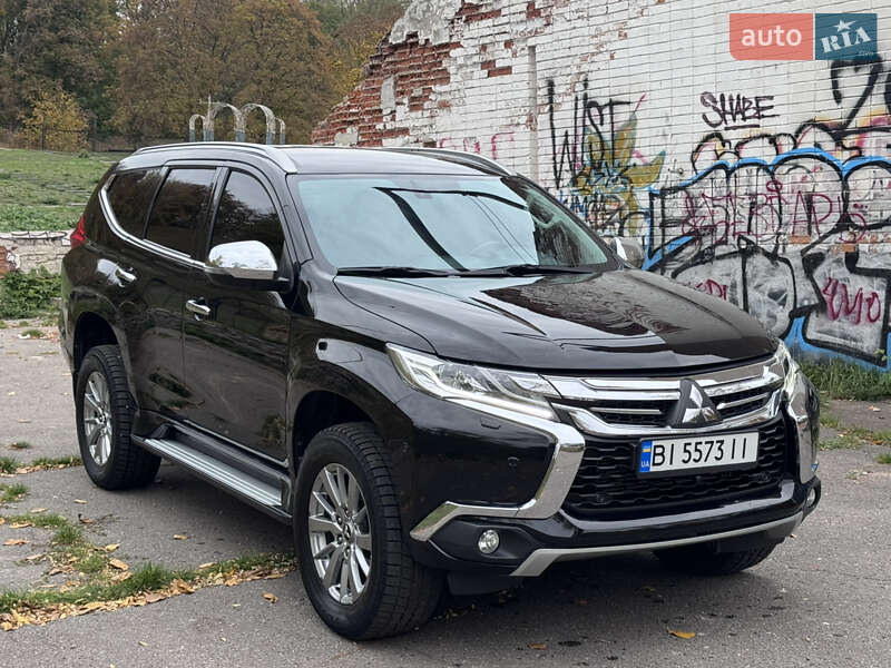 Позашляховик / Кросовер Mitsubishi Pajero Sport 2019 в Полтаві фото 3 Позашляховик / Кросовер Mitsubishi Pajero Sport 2019 в Полтаві