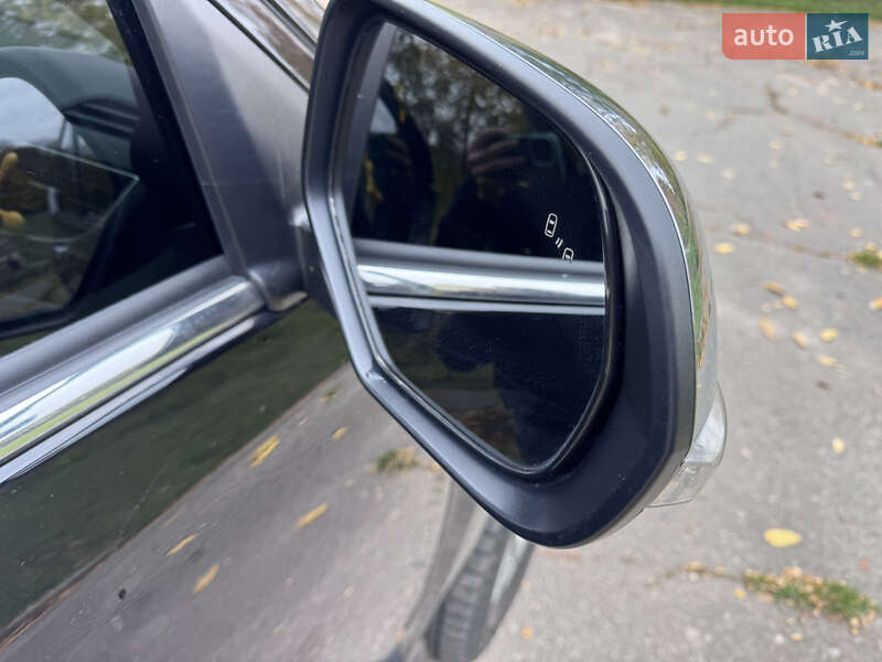 Позашляховик / Кросовер Mitsubishi Pajero Sport 2019 в Полтаві фото 28 Позашляховик / Кросовер Mitsubishi Pajero Sport 2019 в Полтаві