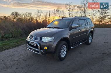 Внедорожник / Кроссовер Mitsubishi Pajero Sport 2012 в Чуднове