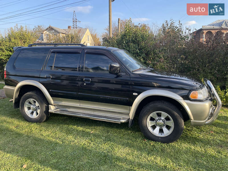 Внедорожник / Кроссовер Mitsubishi Pajero Sport 2004 в Снятине