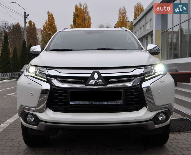 Внедорожник / Кроссовер Mitsubishi Pajero Sport 2016 в Одессе фото 14 Внедорожник / Кроссовер Mitsubishi Pajero Sport 2016 в Одессе