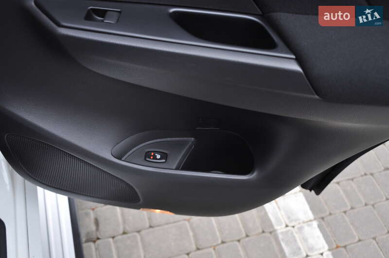 Внедорожник / Кроссовер Mitsubishi Pajero Sport 2016 в Одессе фото 20 Внедорожник / Кроссовер Mitsubishi Pajero Sport 2016 в Одессе