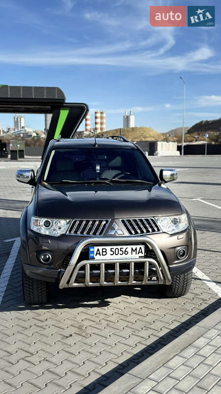 Внедорожник / Кроссовер Mitsubishi Pajero Sport 2012 в Виннице фото 2 Внедорожник / Кроссовер Mitsubishi Pajero Sport 2012 в Виннице