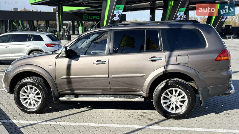 Внедорожник / Кроссовер Mitsubishi Pajero Sport 2012 в Виннице фото 4 Внедорожник / Кроссовер Mitsubishi Pajero Sport 2012 в Виннице