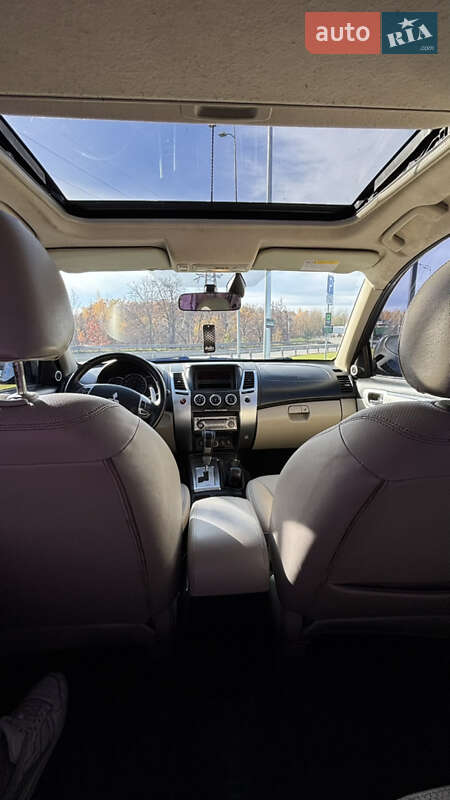 Внедорожник / Кроссовер Mitsubishi Pajero Sport 2012 в Виннице фото 13 Внедорожник / Кроссовер Mitsubishi Pajero Sport 2012 в Виннице