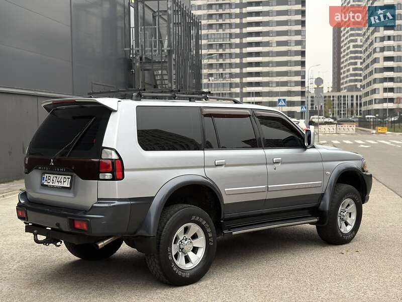 Внедорожник / Кроссовер Mitsubishi Pajero Sport 2005 в Киеве