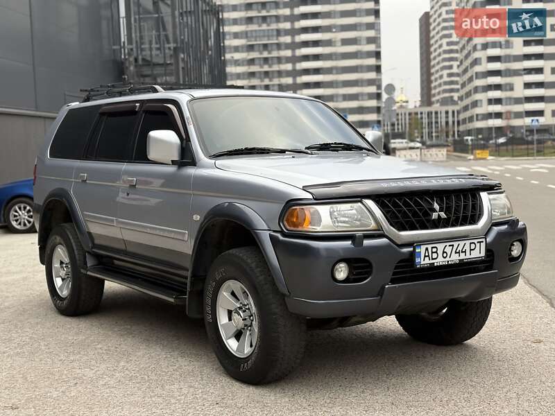 Внедорожник / Кроссовер Mitsubishi Pajero Sport 2005 в Киеве