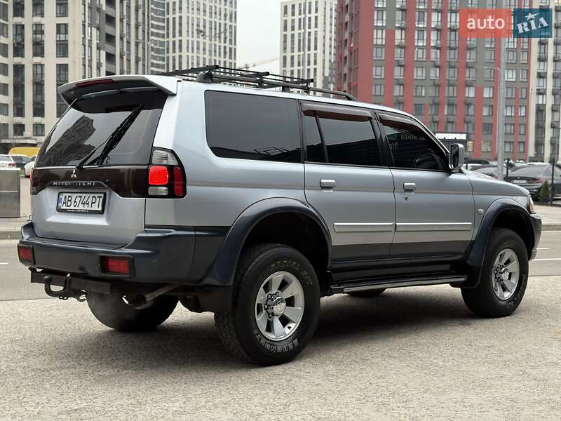 Внедорожник / Кроссовер Mitsubishi Pajero Sport 2005 в Киеве