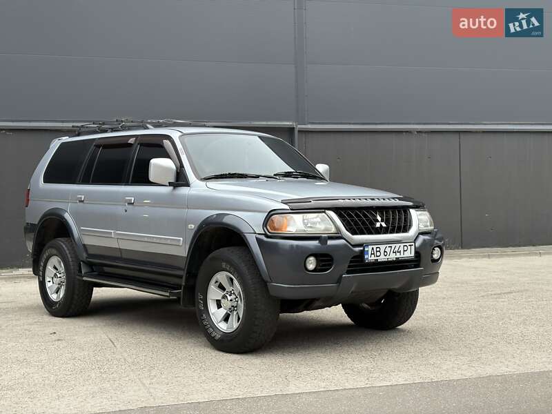 Внедорожник / Кроссовер Mitsubishi Pajero Sport 2005 в Киеве