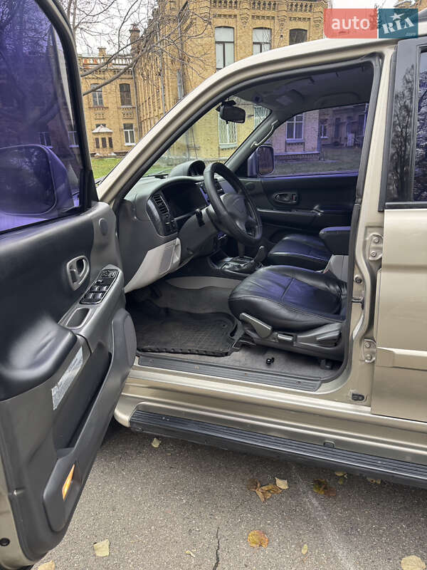 Внедорожник / Кроссовер Mitsubishi Pajero Sport 2008 в Киеве