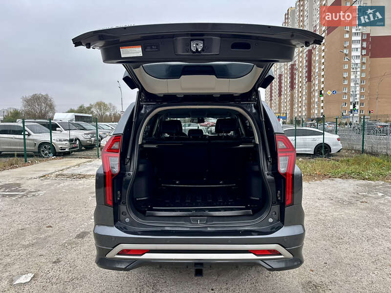 Внедорожник / Кроссовер Mitsubishi Pajero Sport 2019 в Киеве