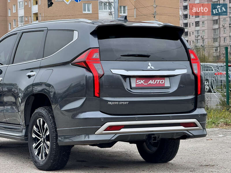 Внедорожник / Кроссовер Mitsubishi Pajero Sport 2019 в Киеве