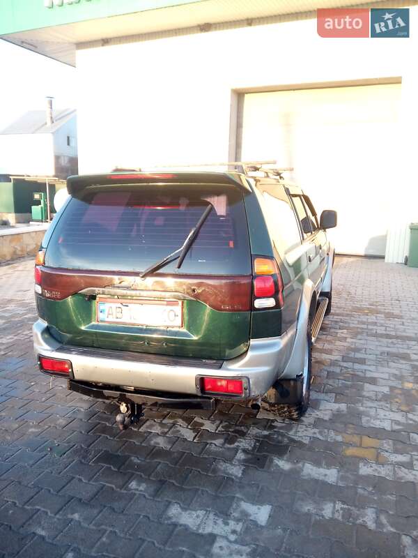 Внедорожник / Кроссовер Mitsubishi Pajero Sport 2000 в Черновцах