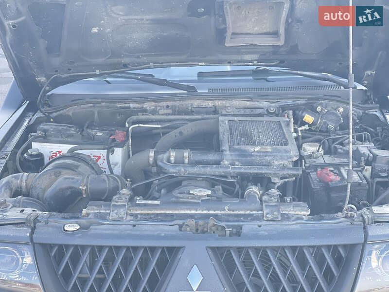 Внедорожник / Кроссовер Mitsubishi Pajero Sport 2007 в Запорожье