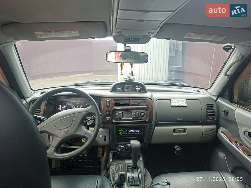 Внедорожник / Кроссовер Mitsubishi Pajero Sport 2004 в Верховине