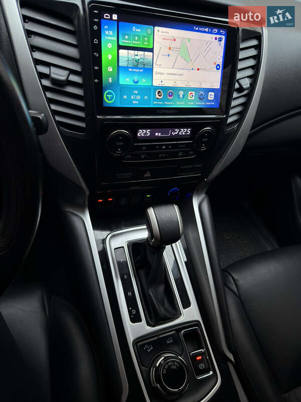 Позашляховик / Кросовер Mitsubishi Pajero Sport 2019 в Дніпрі