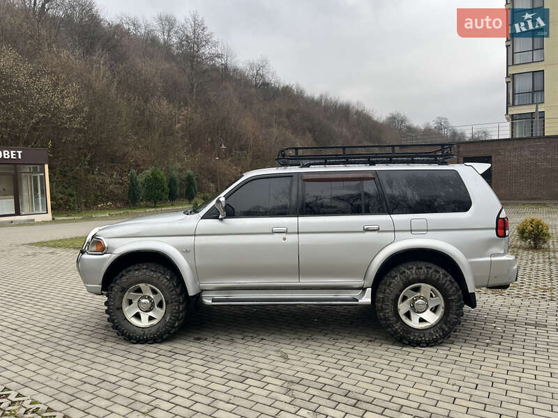 Внедорожник / Кроссовер Mitsubishi Pajero Sport 2002 в Сваляве