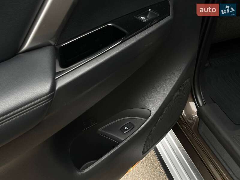 Внедорожник / Кроссовер Mitsubishi Pajero Sport 2021 в Николаеве фото 37 Внедорожник / Кроссовер Mitsubishi Pajero Sport 2021 в Николаеве