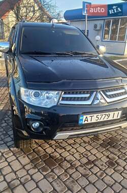 Внедорожник / Кроссовер Mitsubishi Pajero Sport 2013 в Ивано-Франковске