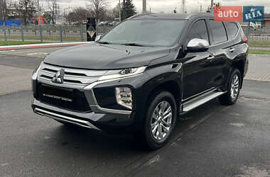 Внедорожник / Кроссовер Mitsubishi Pajero Sport 2023 в Харькове