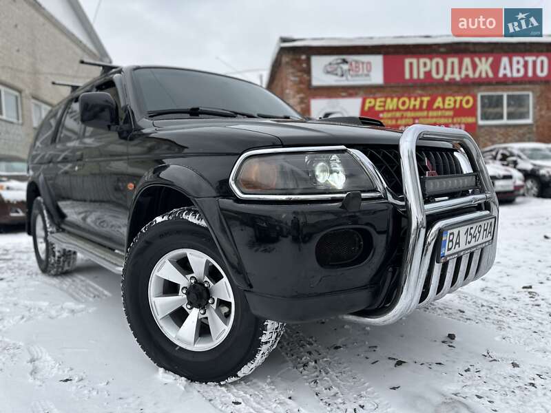 Mitsubishi Pajero Sport 2001