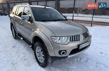 Внедорожник / Кроссовер Mitsubishi Pajero Sport 2012 в Запорожье