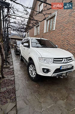 Внедорожник / Кроссовер Mitsubishi Pajero Sport 2015 в Тячеве