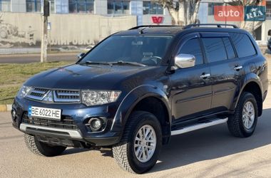 Внедорожник / Кроссовер Mitsubishi Pajero Sport 2013 в Николаеве