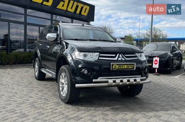 Внедорожник / Кроссовер Mitsubishi Pajero Sport 2015 в Мукачево