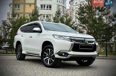 Позашляховик / Кросовер Mitsubishi Pajero Sport 2018 в Івано-Франківську