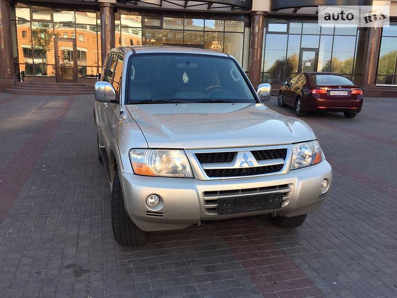 Внедорожник / Кроссовер Mitsubishi Pajero Wagon 2007 в Киеве