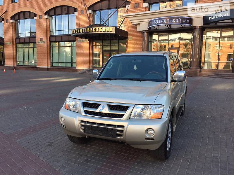 Внедорожник / Кроссовер Mitsubishi Pajero Wagon 2006 в Киеве