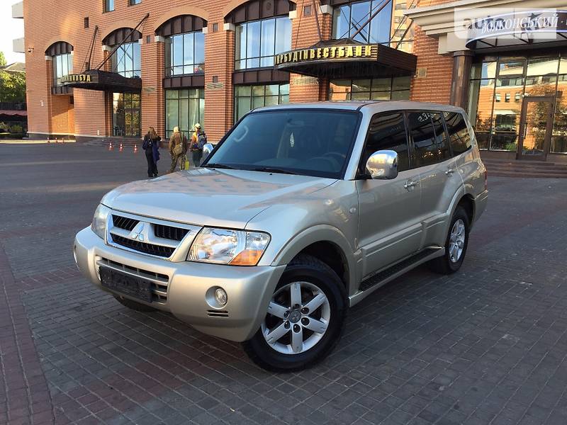 Внедорожник / Кроссовер Mitsubishi Pajero Wagon 2006 в Киеве