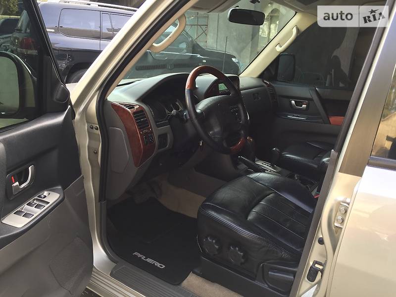 Внедорожник / Кроссовер Mitsubishi Pajero Wagon 2006 в Киеве