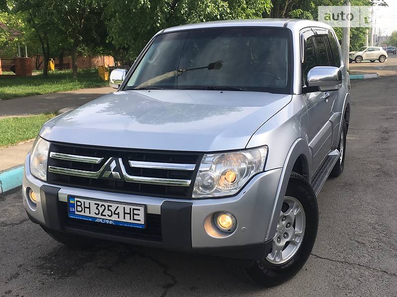 Mitsubishi Pajero 2008 года