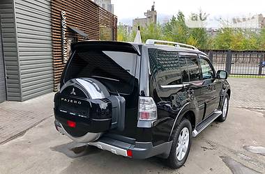 Внедорожник / Кроссовер Mitsubishi Pajero Wagon 2008 в Киеве