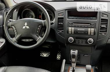 Внедорожник / Кроссовер Mitsubishi Pajero Wagon 2013 в Днепре