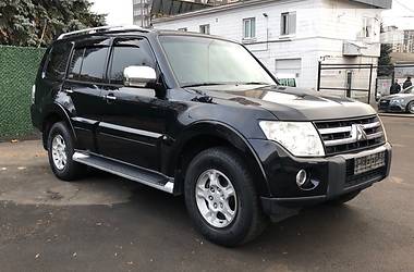 Позашляховик / Кросовер Mitsubishi Pajero Wagon 2008 в 