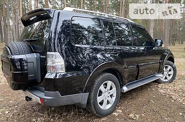 Позашляховик / Кросовер Mitsubishi Pajero Wagon 2008 в 